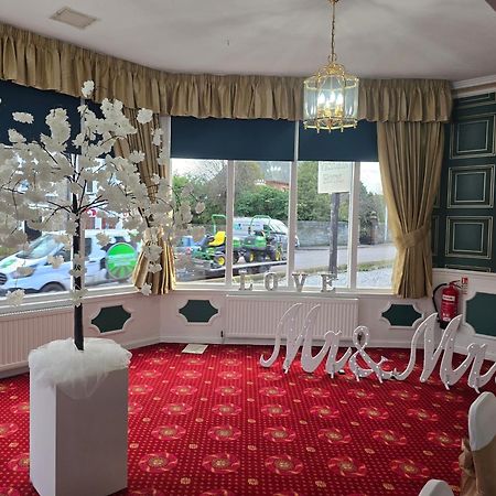 Victoria Hotel Керкколди Экстерьер фото